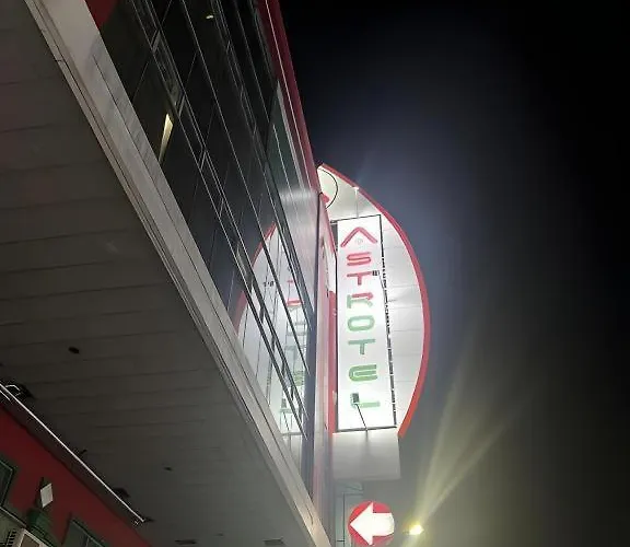 酒店 Astrotel Divisoria 马尼拉